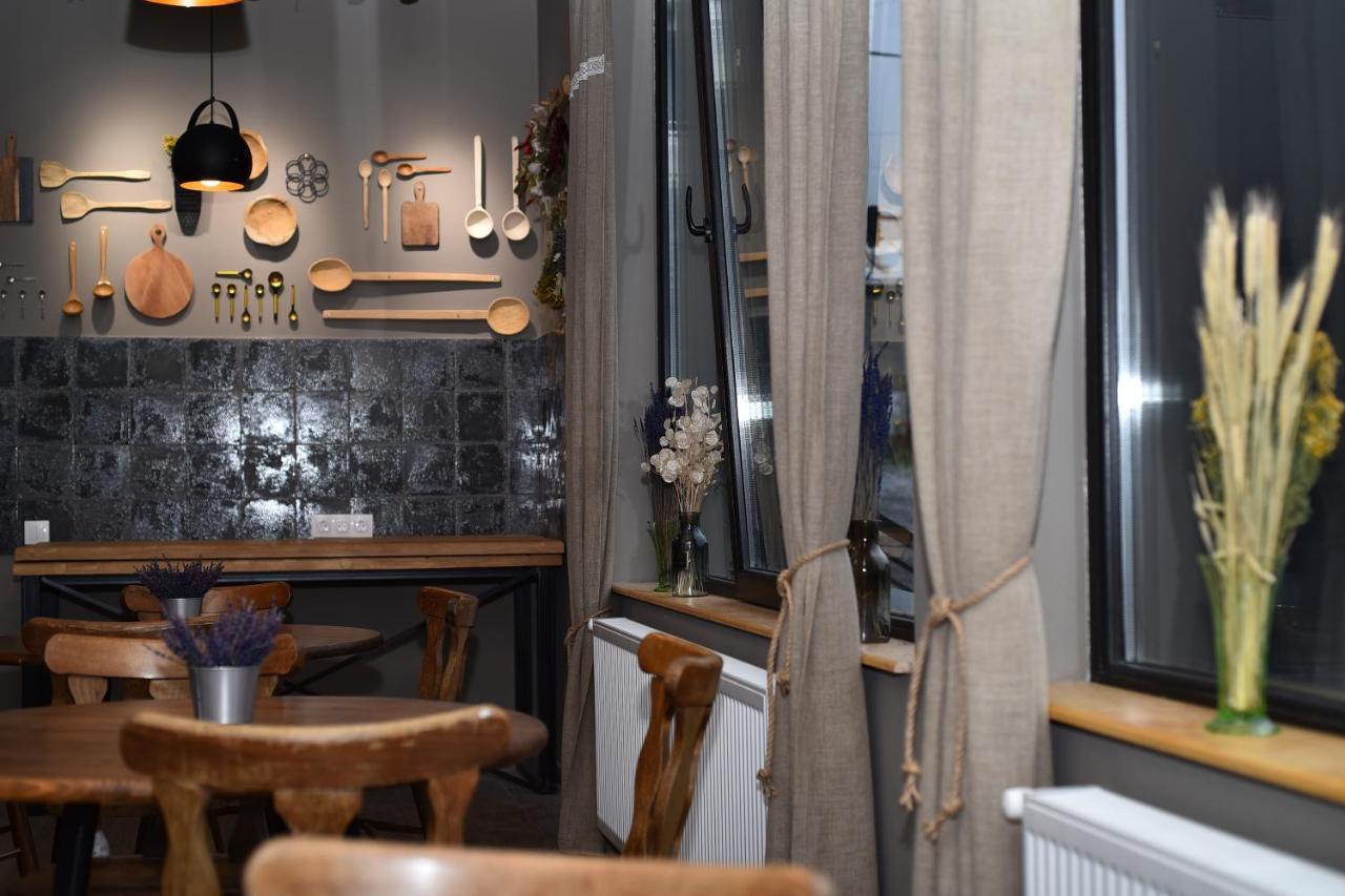 Northgate Hotel Kazbegi Екстериор снимка