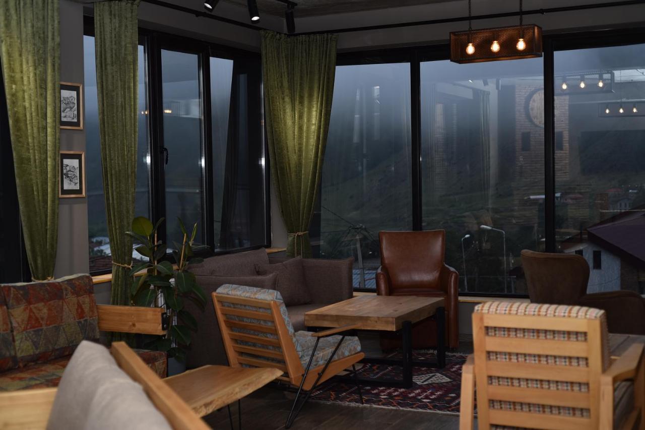 Northgate Hotel Kazbegi Екстериор снимка